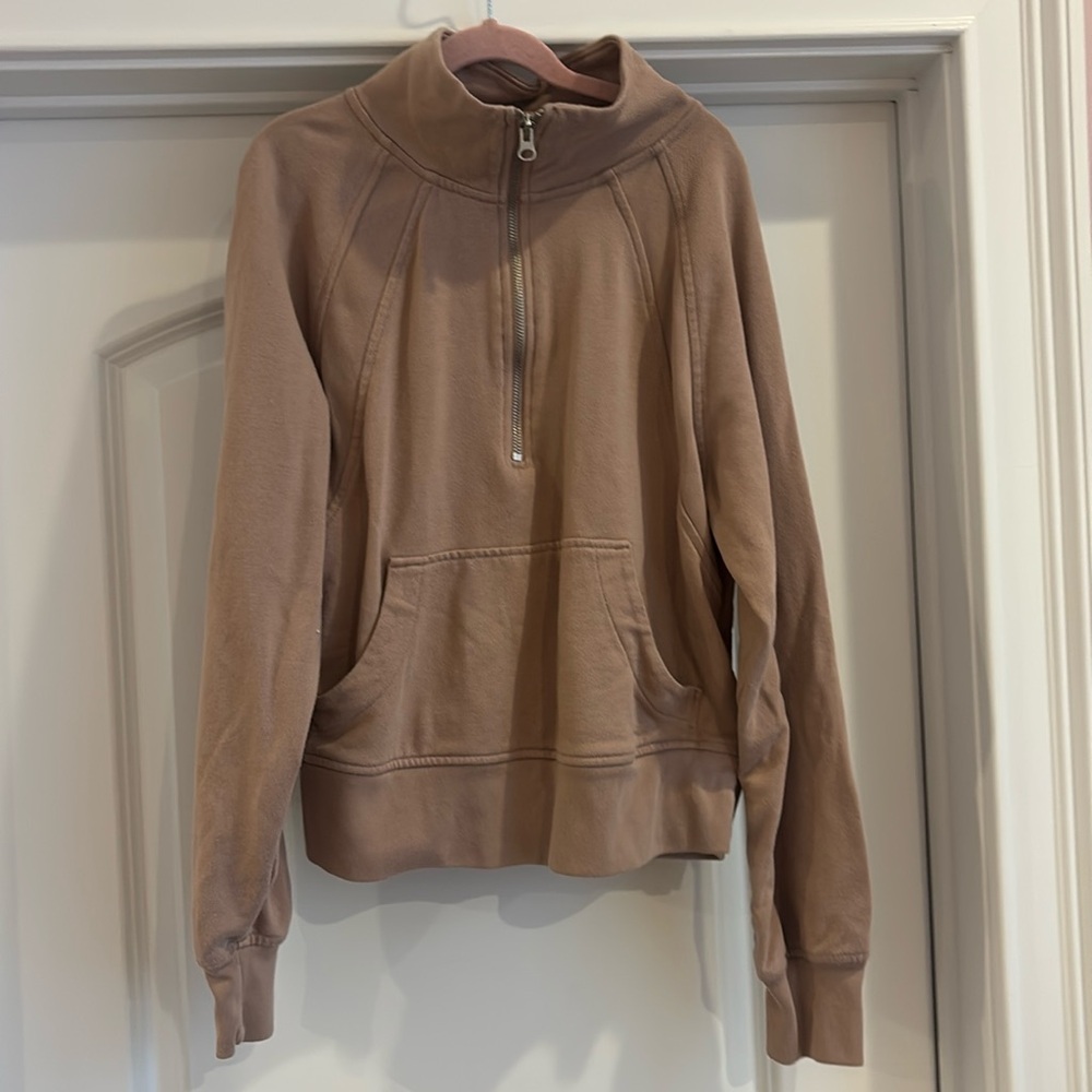 GAP WOMAN SWEAT SHIRT